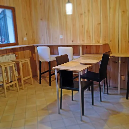 Camp De Base Ares